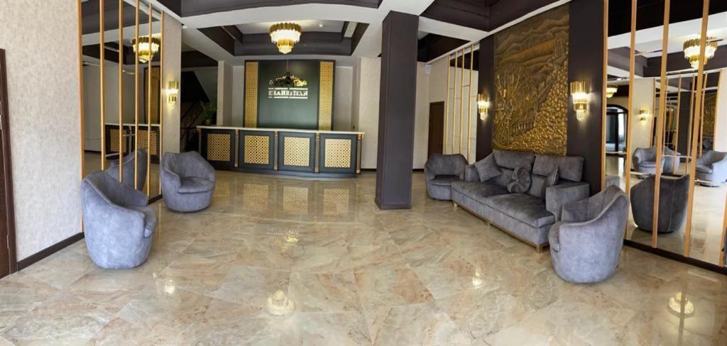 Shahristan Hotel Тараз Екстериор снимка